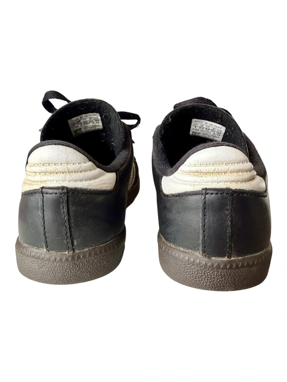 Adidas Black Samba Sneakers Boys Sz 1 Shoes Classic Three-Stripe Gum Sole